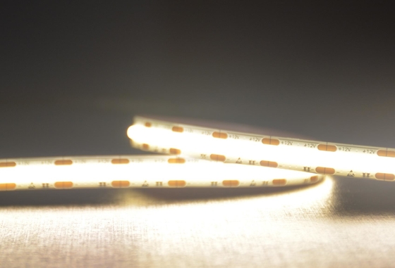 140 Derece Işın Açısı ile 8mm Esnek 12V LED COB Şerit Işık Noktasız